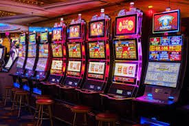 hondatoto apk mobile app interface showing live blackjack table on Android